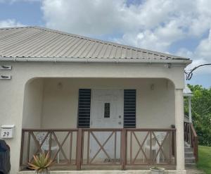 Budova, kde se apartmán nachází + 6 fotografií