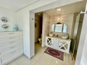 Φωτογραφία από το άλμπουμ του Hill Penthouse Plett - Best On Top σε Plettenberg Bay +28 φωτογραφίες