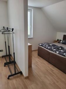 Postel nebo postele na pokoji v ubytování Vysočina, Fryšava 199 - Chalupa pod kopcem