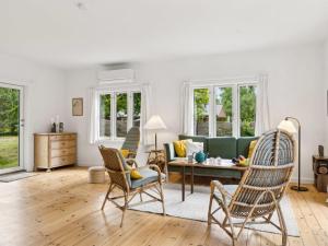 Χώρος καθιστικού στο Holiday Home Heidl - 1-3km to the inlet by Interhome