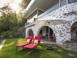 Κήπος έξω από το Apartment Garden Suite by Interhome