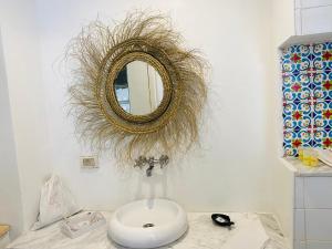 Koupelna v ubytování Dar Yessine Boutique Hôtel + 37 fotografií