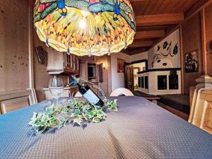Postel nebo postele na pokoji v ubytování Holiday Home zur schönen Aussicht by Interhome