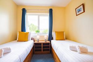 Afbeelding uit fotogalerij van 54 - Large Three Bed Apt with Parking in Galway