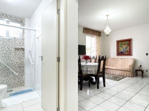 Ένα μπάνιο στο Cantinho Vó Bia - Florianópolis - CEN001 +38 φωτογραφίες