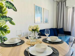 Zdjęcie z galerii obiektu Przytulny Apartament 100m od plaży w mieście Torrevieja