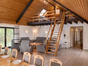 Χώρος καθιστικού στο Apartment Eifelnatur - Haus 2-3 by Interhome