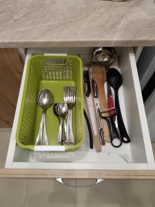 A kitchen or kitchenette at Byala-apartment-valmira