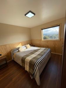 Fotografie z fotogalerie ubytování Cabaña de Lujo en Llau Llao, con agua purificada, confort y bienestar con especial cuidado ambiental, hermosa vista, estratégicamente ubicada entre Castro y Dalcahue v destinaci Tentén + 27 fotografií