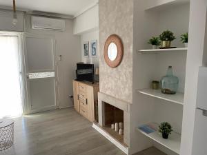 Kuchnia lub aneks kuchenny w obiekcie Przytulny Apartament 100m od plaży