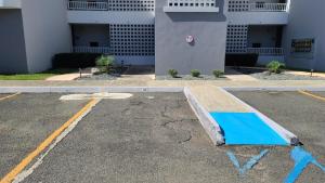 Gambar di galeri bagi Joyuda Beachfront Condo with Private Balcony di Hormigueros
