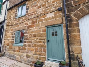 Το κτήριο όπου στεγάζεται  η παραθεριστική κατοικία