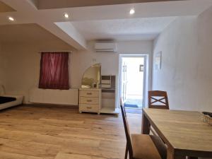 Prostor za sedenje u objektu Triple Serenity Suite