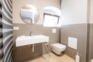 Koupelna v ubytování La Corte Terrace&Spa