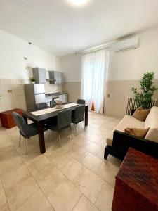 Kuchyň nebo kuchyňský kout v ubytování Appartamento Aurora Empoli - Firenze