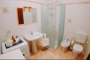 Gallery image of Venezia e Terme in Montegrotto Terme +3 photos