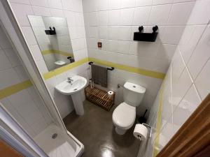 A bathroom at Lotila Flats Rio Caudal