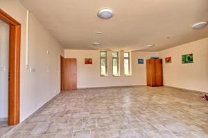 Afbeelding uit fotogalerij van Avakas Sunset Villa in Paphos City