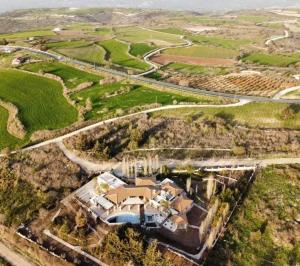 Afbeelding uit fotogalerij van Avakas Sunset Villa in Paphos City +24 foto's