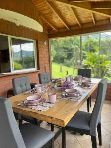 Fotografie z fotogalerie ubytování Charming villa near to Medellín Metro and malls v destinaci Copacabana