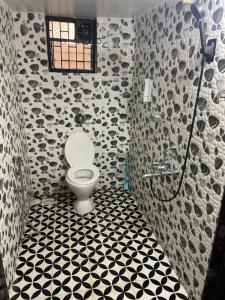 Bilik mandi di Gonsalves villa +6 gambar