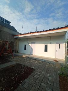 Afbeelding uit fotogalerij van ALMic INN BOGOR in Caringin