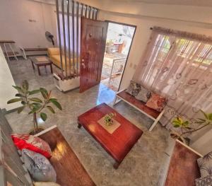 Φωτογραφία από το άλμπουμ του Bahay Ko spacious house in Sariaya Quezon σε Sariaya