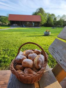 Billede fra billedgalleriet på Cinege Vendeghaz/Casa de oaspeți Pițigoi i Izvoare