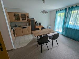Kuchyň nebo kuchyňský kout v ubytování FeWo Grenzenlos in Ramsberg + 6 fotografií