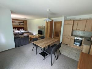 Kuchyň nebo kuchyňský kout v ubytování FeWo Grenzenlos in Ramsberg