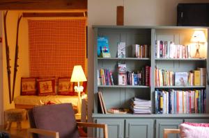 Perpustakaan di guest house