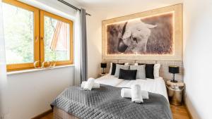 Posteľ alebo postele v izbe v ubytovaní Aparthotel Delta Białka + 37 fotografií