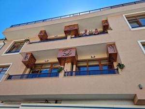 Balkón nebo terasa v ubytování Къща за гости КИТАНОВ