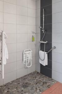 Koupelna v ubytování Brit Hotel Florimont