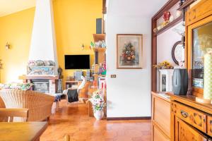 Kuchyň nebo kuchyňský kout v ubytování Casa delle orchidee