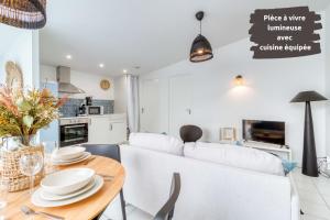 Fotografie z fotogalerie ubytování Retour de Plage - Confort - Calme - Lumineux v destinaci Douai