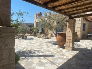 Fotografia z galérie ubytovania Apo Petra v destinácii Agia Marina Aegina