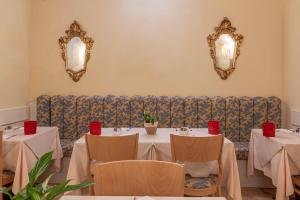 Posezení v ubytování Boutique Hotel Dieci + 37 fotografií