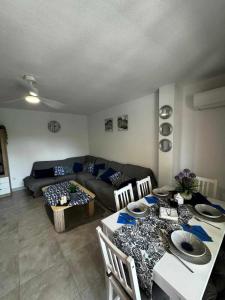 Posedenie v ubytovaní Apartamento PARADISE Solo Familias