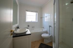 Koupelna v ubytování Marina Magic + 17 fotografií