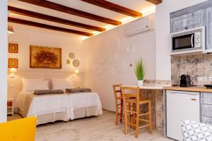Casa Del Patio - Boutique Apartments的厨房或小厨房