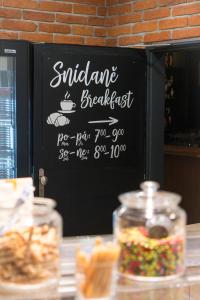 Makanan di atau berdekatan hotel