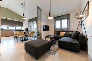 Χώρος καθιστικού στο Big Sky Apartmani