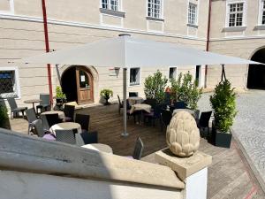 Posedenie v ubytovaní Schlosshotel Mailberg