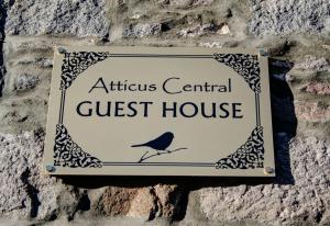 Certifikát, hodnocení, plakát nebo jiný dokument vystavený v ubytování Atticus Central Guest House