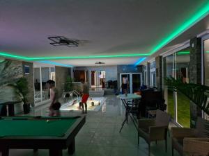 Φωτογραφία από το άλμπουμ του Vila Barcelona Curug σε Čurug +25 φωτογραφίες