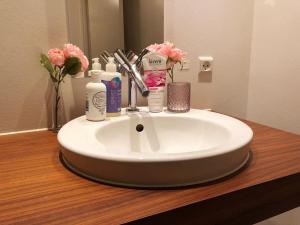 Gallery image of 1 bedroom Copenhagen Designer Flat in Copenhagen +16 photos