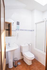 Un baño de Hotel Alda Avenida