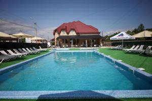 Bazén v ubytování Aqua Hotel nebo v jeho okolí + 36 fotografií