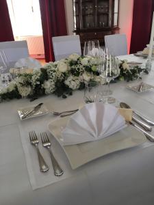 Restoran atau tempat lain untuk makan di Schlosshotel Mailberg